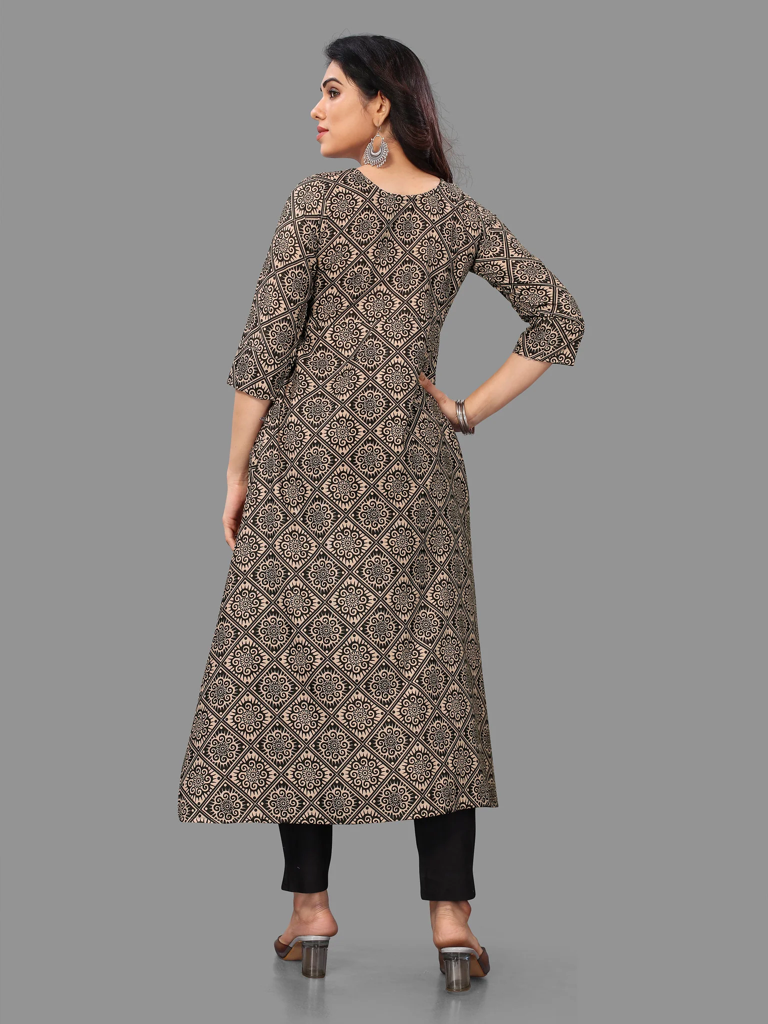 Daily Wear Rayon Fabric Cream Kurti With Digital Printed Work - Image 2