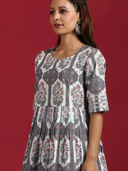 White Cotton Botanical Print Kurta With Palazzo And Dupatta - Image 3