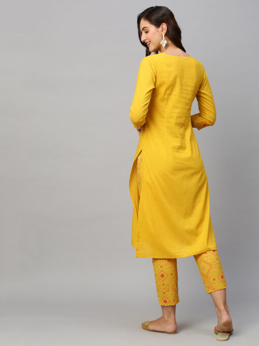 Yellow Pure Cotton Bandhani Printed Kurta with Trousers - Image 3